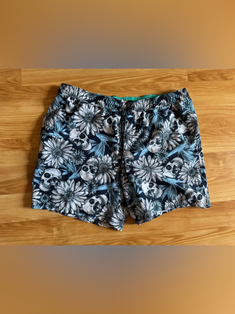Men’s Floral And Skull No Boundaries Bathing Suit XL